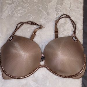 VS Bra